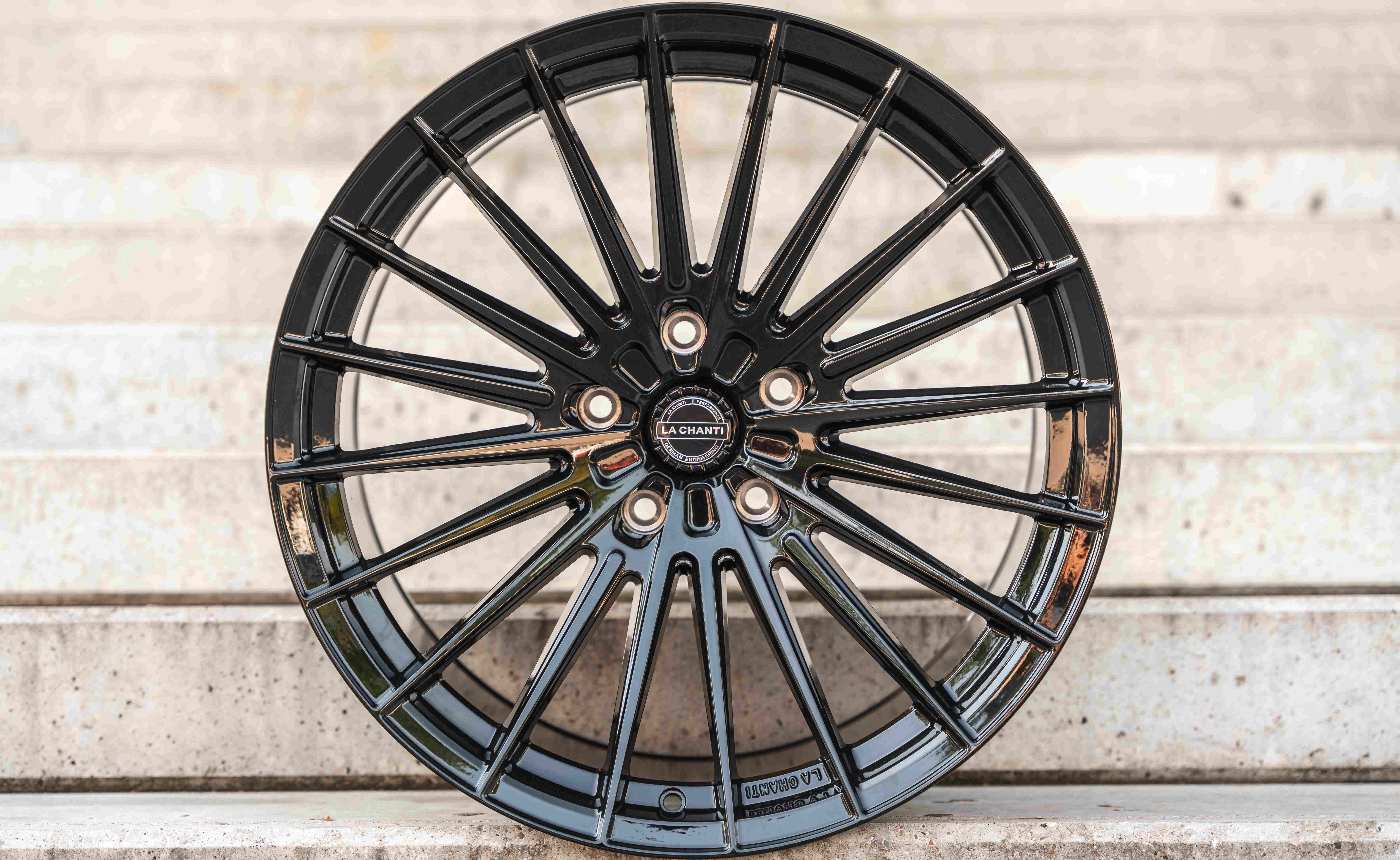 Vorschau: La Chanti (Passenger) LC-P17 20 Zoll (F-4142) Vorschau: La Chanti (Passenger) LC-P17 20 Zoll (F-4142)